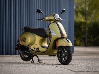 Vespa GTS 310 SuperSport | Estilo deportivo con motor 310 cc