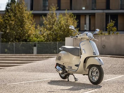 Vespa GTS 310 | Elegancia y potencia superior en formato premium