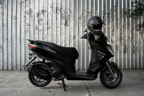 Copia de APRILIA-SXR160-H-036