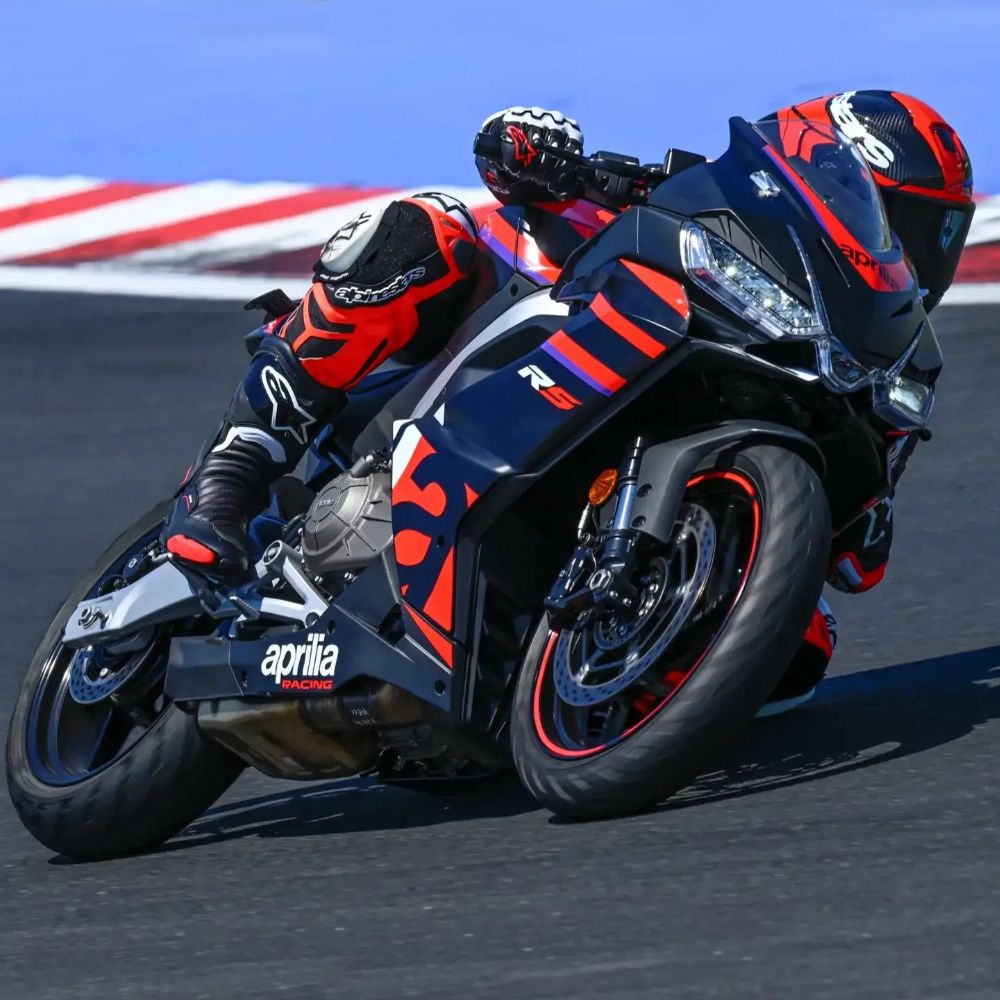 Aprilia_RS457_wall-image_1920x1440_2-1 (1)