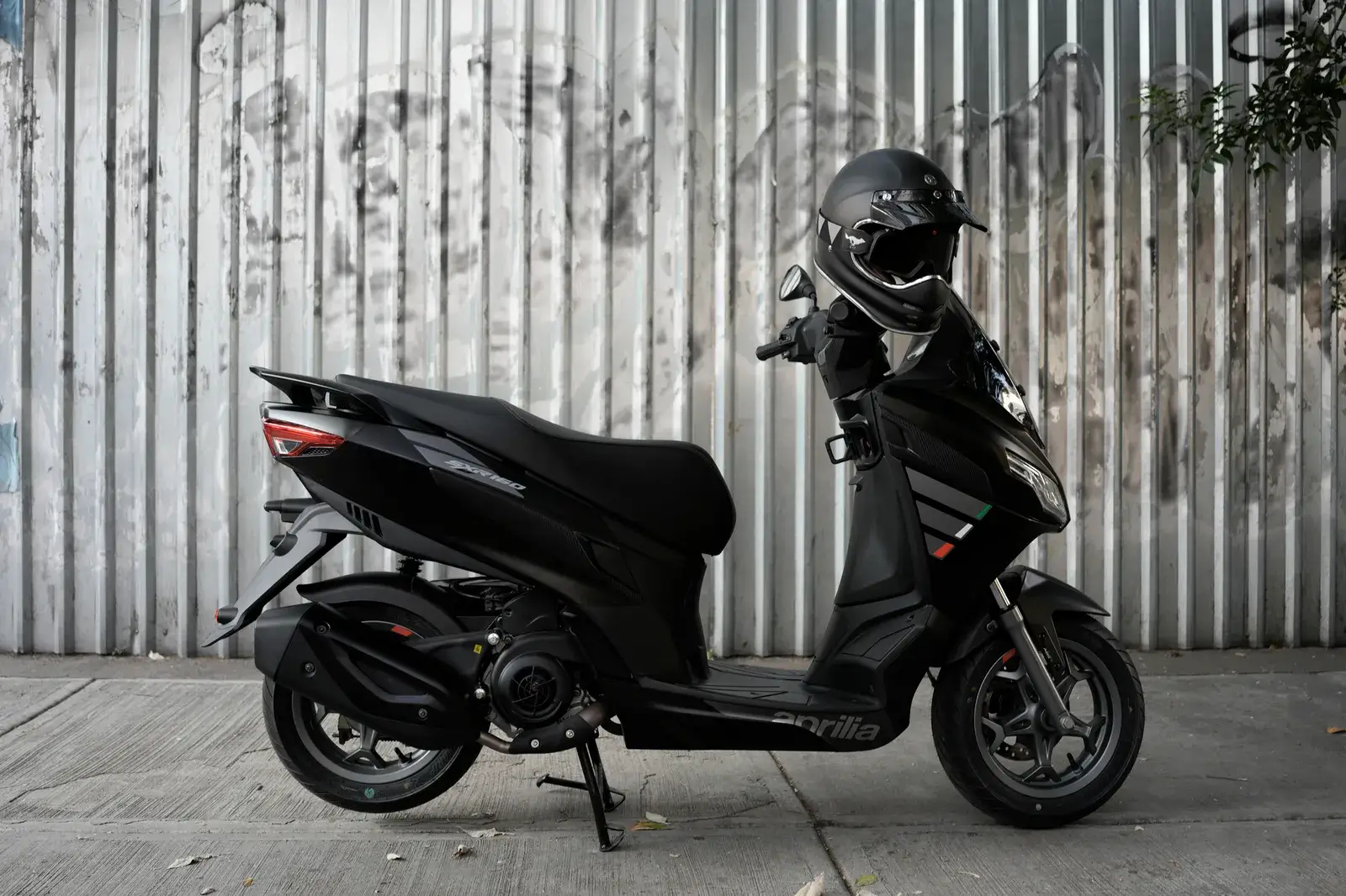 APRILIA-SXR160-H-036